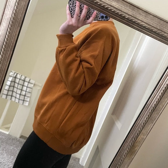 Bundle 3/$15 - AE Jegging Sweatshirt - Picture 5 of 5